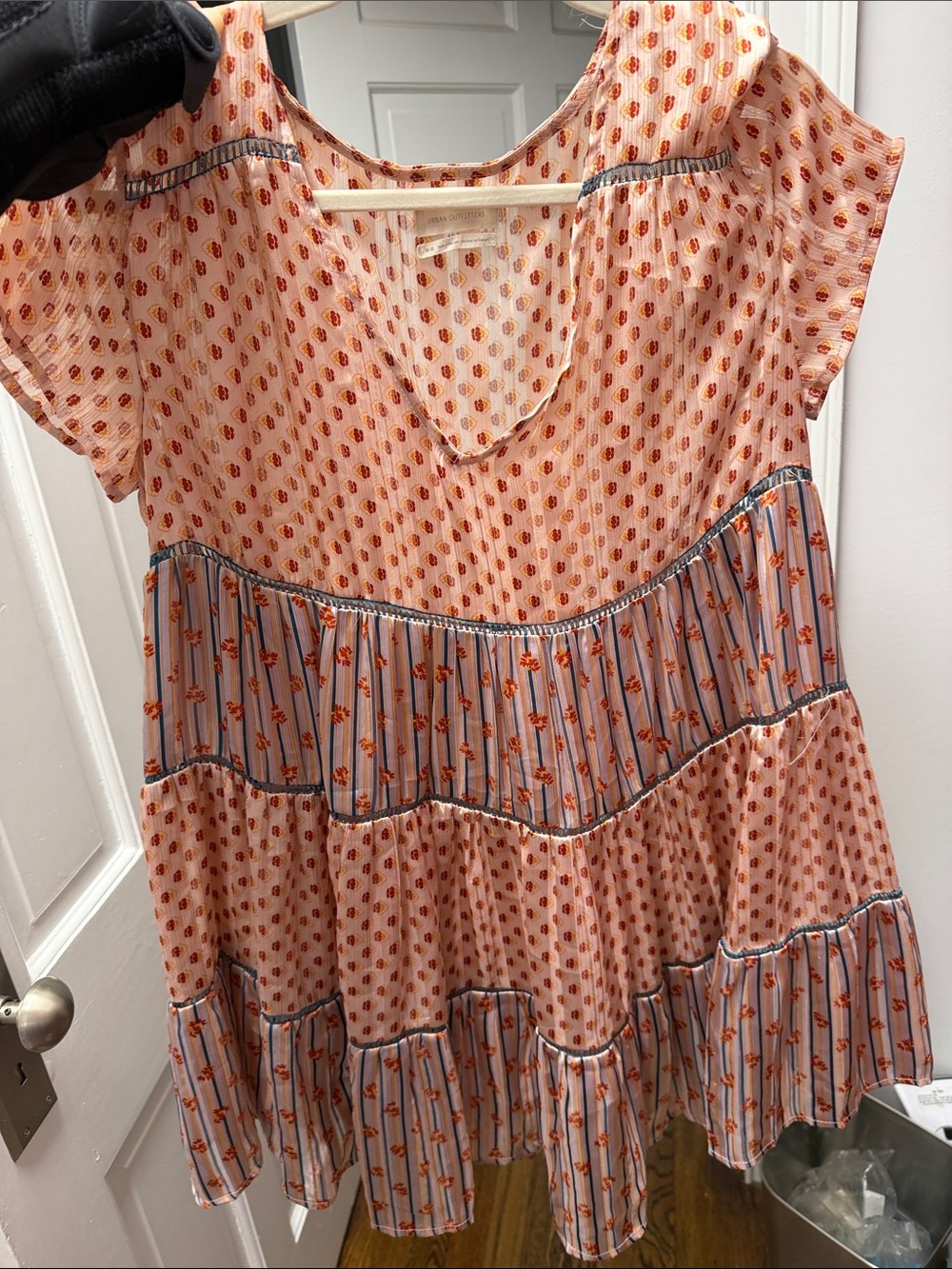 Women's Peach Floral Tiered V-Neck dress